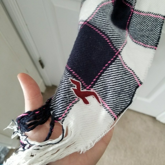 Plaid Scarf - Picture 2 of 2